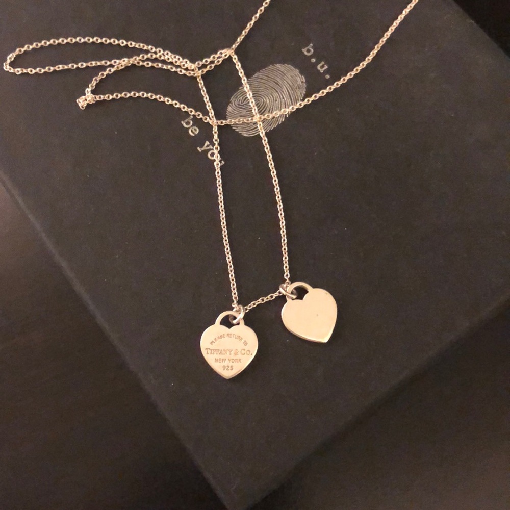 Tiffany&co double heart necklace